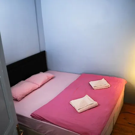 Galata West Istanboel